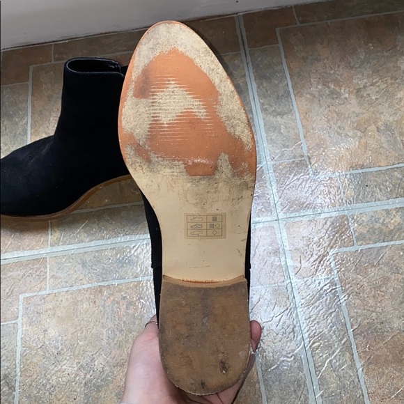 Black Chelsea booties - Picture 4 of 4